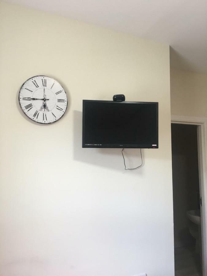 1 Lochness Rooms&hostel